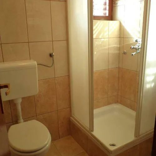 Villa Adriana Apartments Rab Town