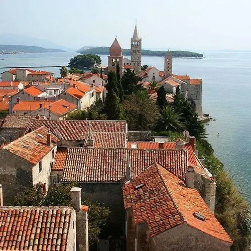 Villa Adriana Apartments Rab Town