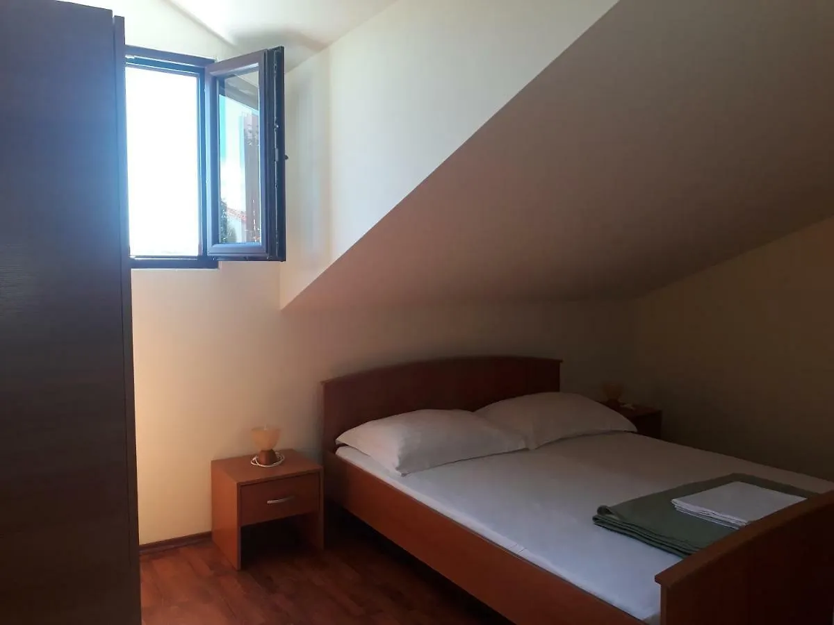 Villa Adriana Apartments Rab Town